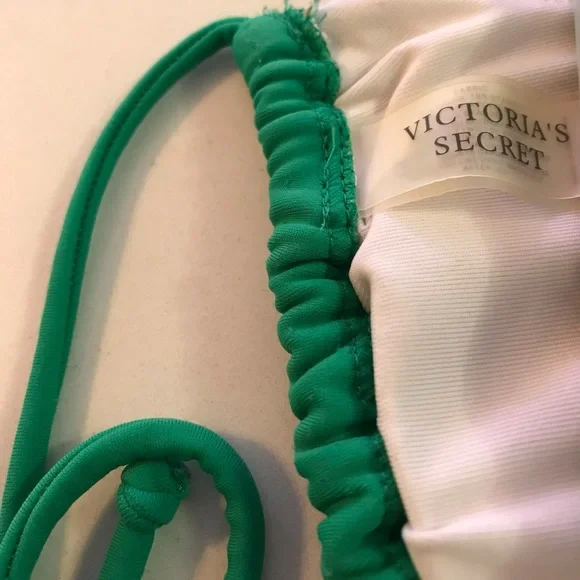 Victoria's Secret Green Triangle Bikini Top Size Medium - Picture 3 of 3